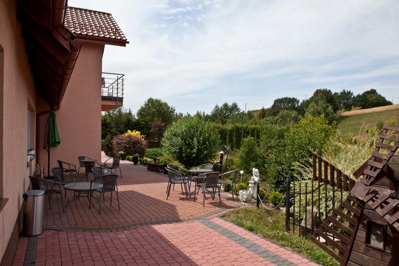 Resort Holiday Natural - Gosciniec Zacisze Chmielno Esterno foto